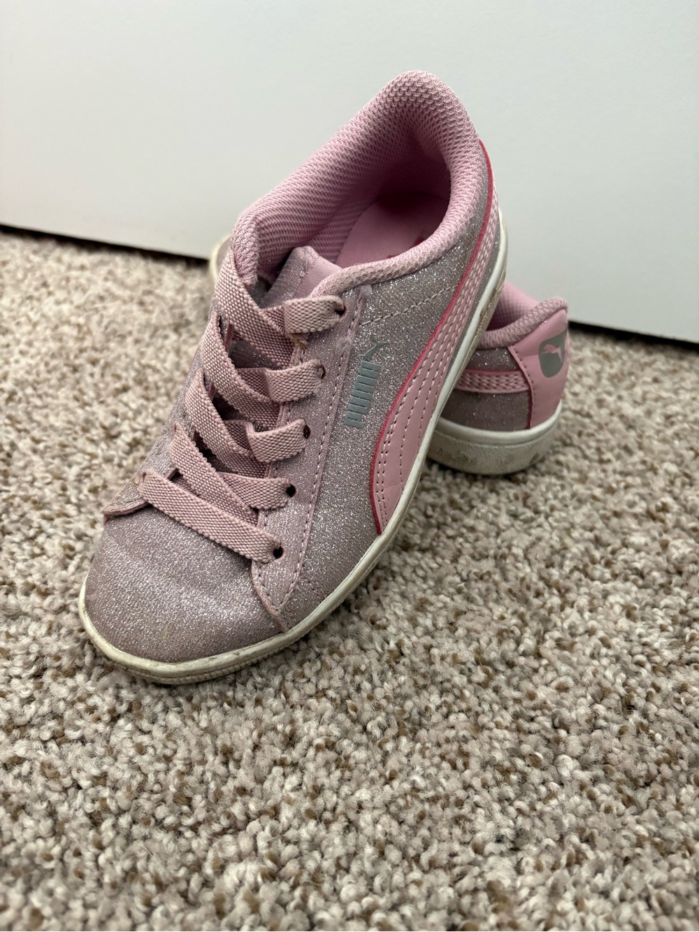 PUMA Girls Vikky V3 Glitz Sparkle Sneakers – Pink/Silver 11c